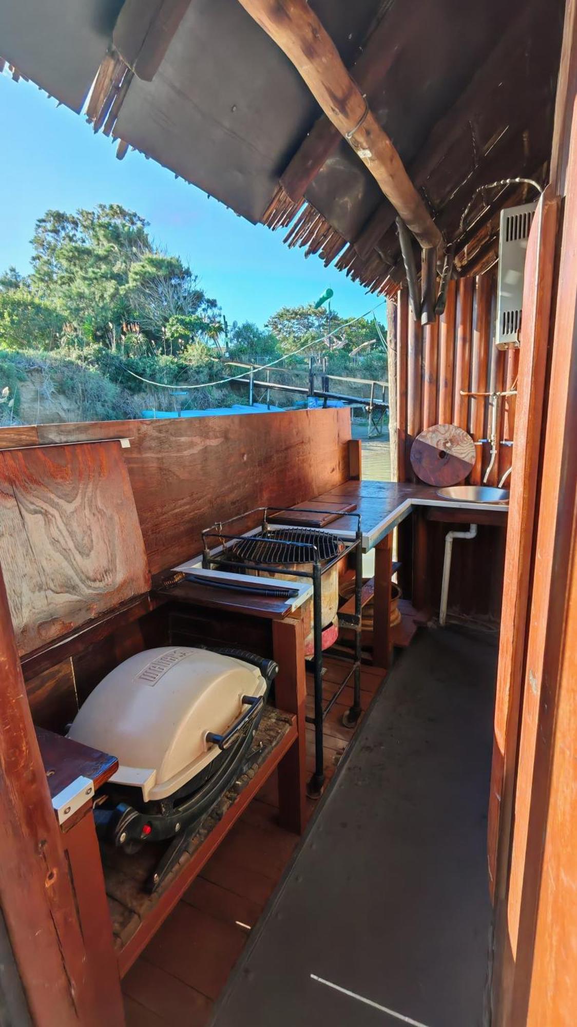Maggie May House Boat - Colchester - 5Km From Elephant Park ภายนอก รูปภาพ