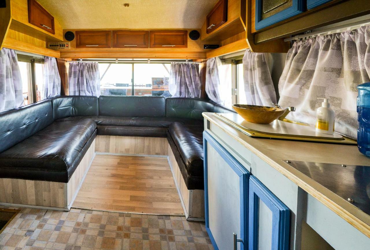 Maggie May House Boat - Colchester - 5Km From Elephant Park ภายนอก รูปภาพ
