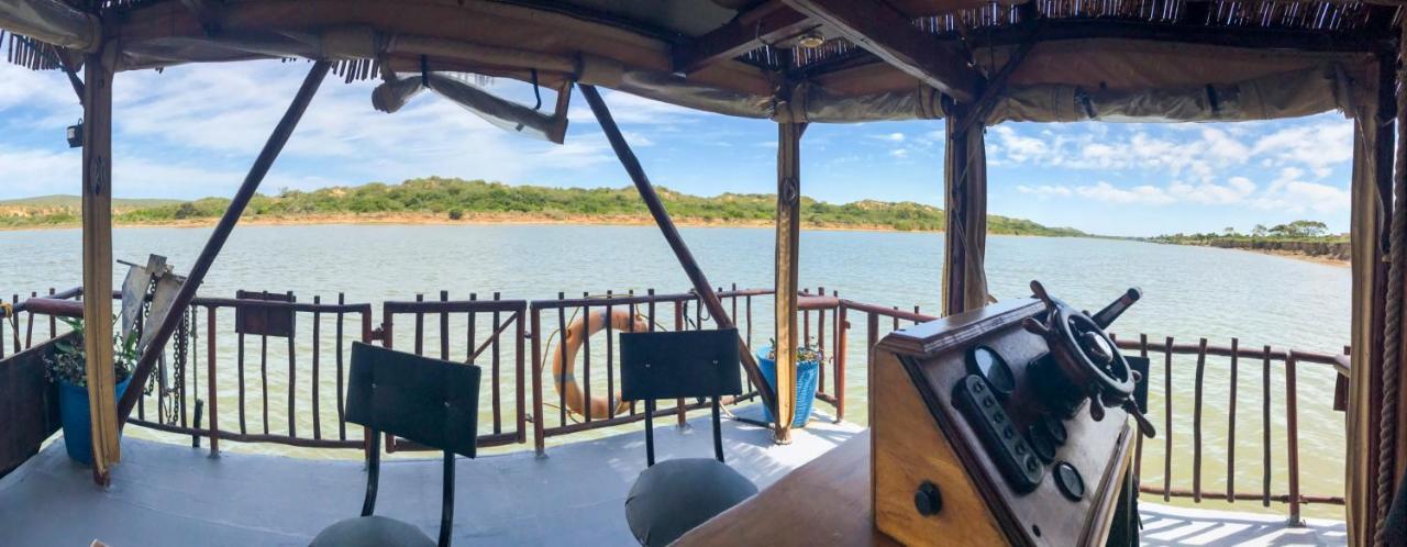 Maggie May House Boat - Colchester - 5Km From Elephant Park ภายนอก รูปภาพ